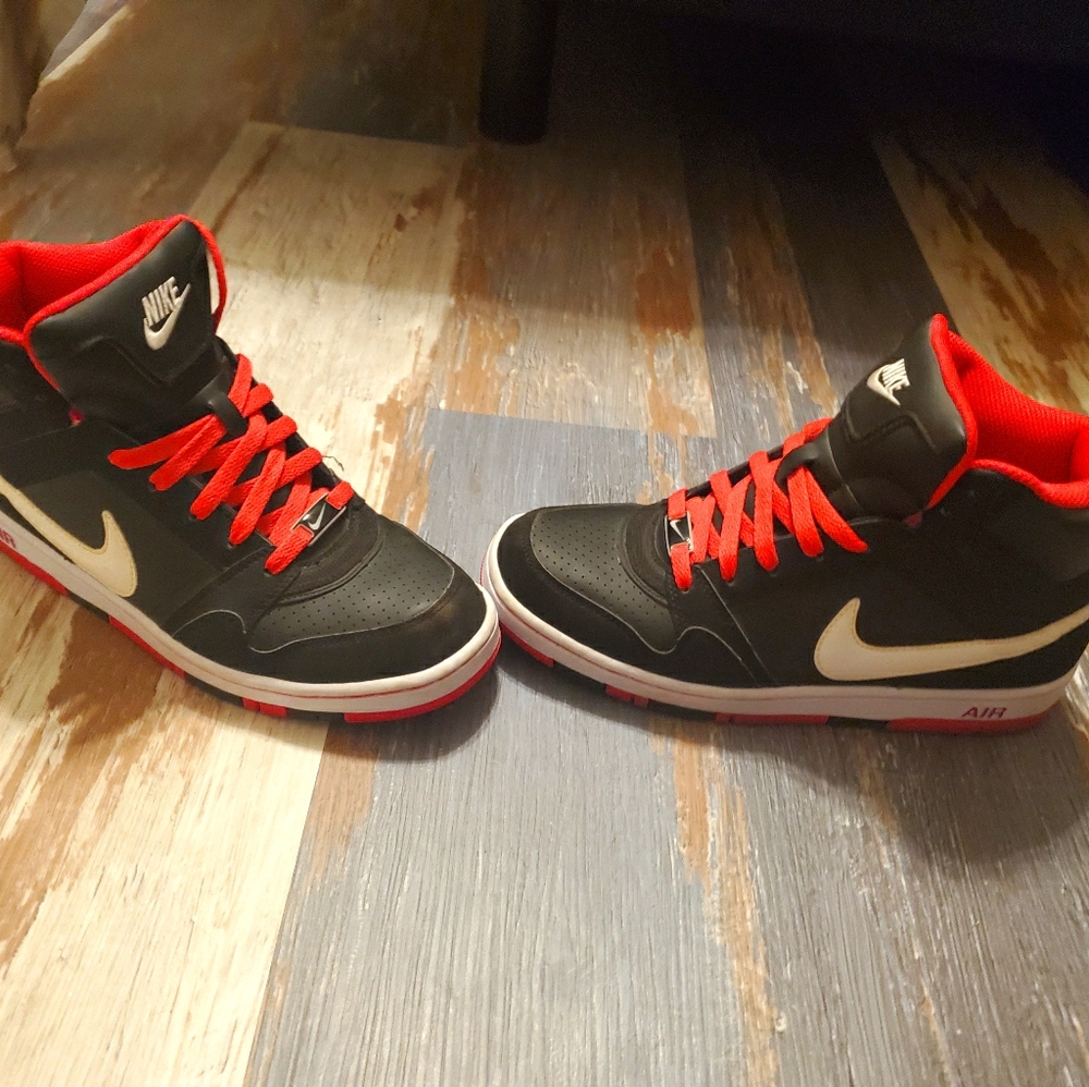 Nike high tops